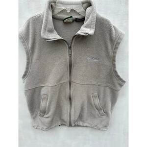 Cabela’s vest